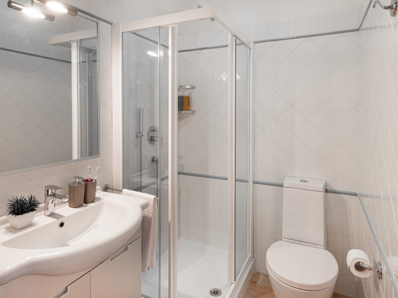 Apartment - Badezimmer mit Dusche
